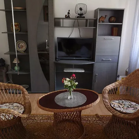 Eta Apartment